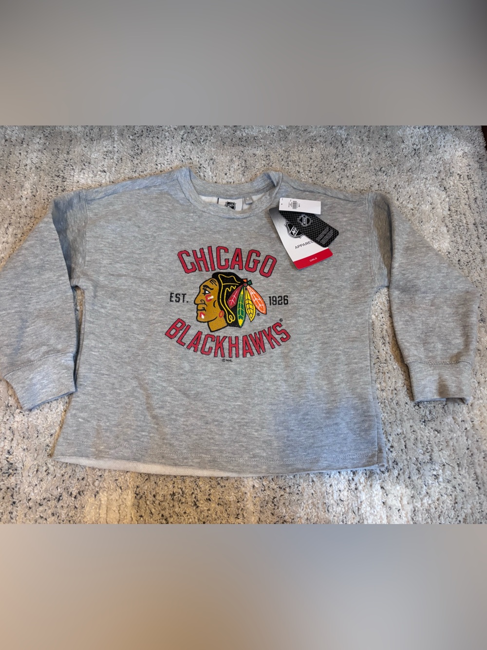 NHL Chicago Blackhawks Heather Gray Crew Sweatshirt with Logo (GIRLS (S 7/8)